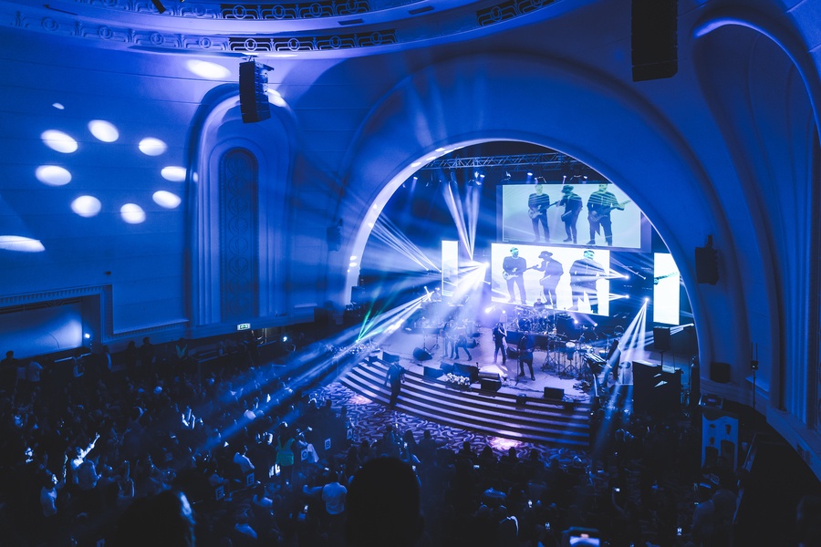 کنسرت شهرام شب پره